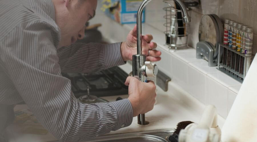 Professional clogged toilet repair in Otto, WY